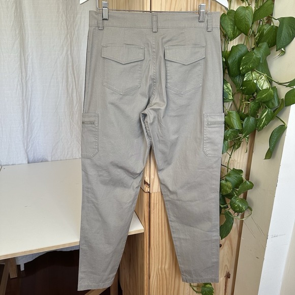 NWT Athleta Summit Cargo Pants Women's 2 Beige Utility UPF Relaxed Fit Carpenter - Picture 4 of 16